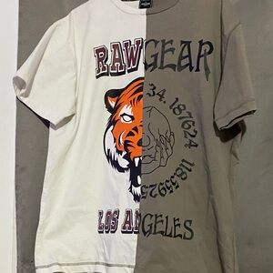 Raw Gear Men's Short Sleeve Graphic Tee - White and Gray